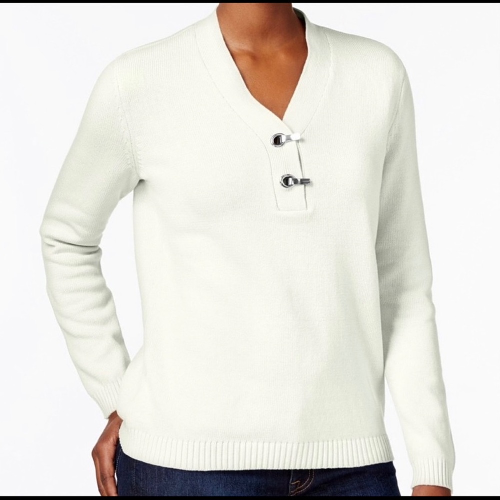 Charter Club Cream V-Neck Sweater Women’s Size Medium EUC Neutral Style